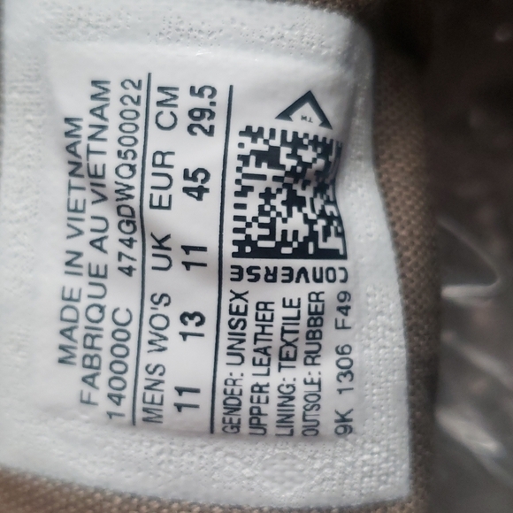 UNISEX Leather Converse - Picture 12 of 13